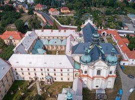 Pozvání na mši svatou: čeští a moravští biskupové přijedou do Oseka