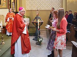 Litoměřický biskup biřmoval v Bělé pod Bezdězem